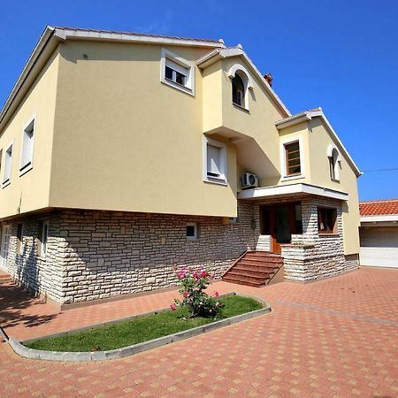 Apartman Dekorti Zara Esterno foto